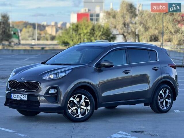 Кіа Sportage 2021 у Харкові на Automoto.ua Коричневий Кіа Sportage, об'ємом двигуна 1.59 л та пробігом 66 тис. км за 18999 $, фото 6 на Automoto.ua