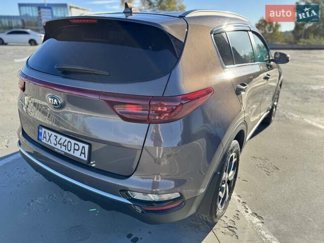 Кіа Sportage 2021 у Харкові на Automoto.ua Коричневий Кіа Sportage, об'ємом двигуна 1.59 л та пробігом 66 тис. км за 18999 $, фото 22 на Automoto.ua