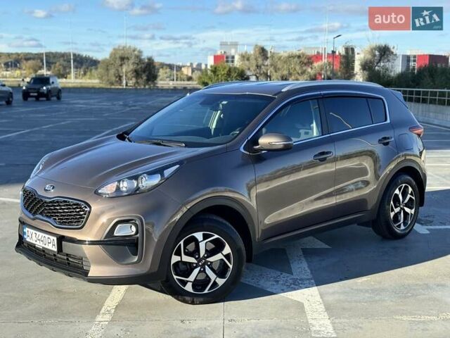 Кіа Sportage 2021 у Харкові на Automoto.ua Коричневий Кіа Sportage, об'ємом двигуна 1.59 л та пробігом 66 тис. км за 18999 $, фото 1 на Automoto.ua