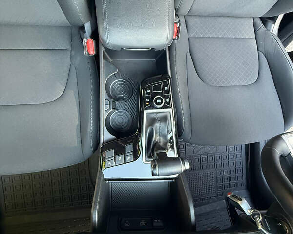 Коричневий Кіа Sportage, об'ємом двигуна 1.6 л та пробігом 6 тис. км за 27200 $, фото 6 на Automoto.ua