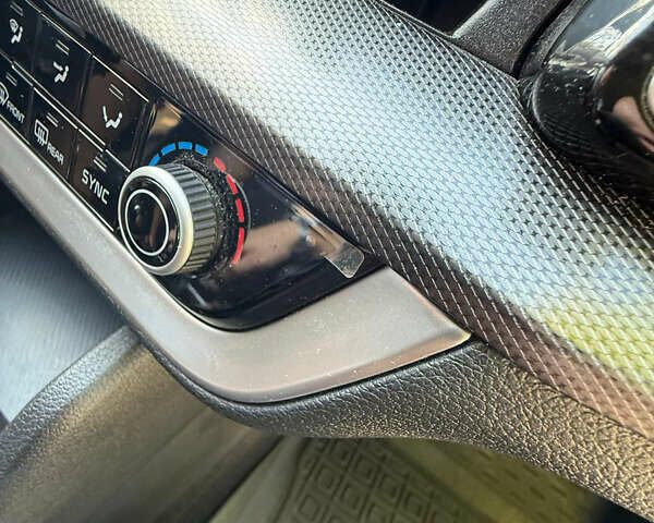 Коричневий Кіа Sportage, об'ємом двигуна 1.6 л та пробігом 6 тис. км за 27200 $, фото 9 на Automoto.ua