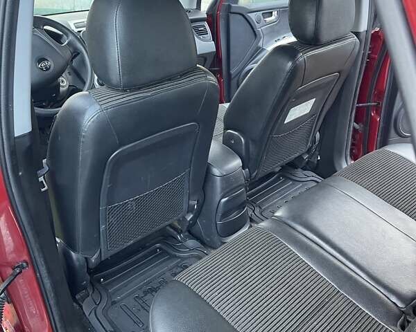 Красный Киа Sportage, объемом двигателя 1.99 л и пробегом 224 тыс. км за 7799 $, фото 13 на Automoto.ua