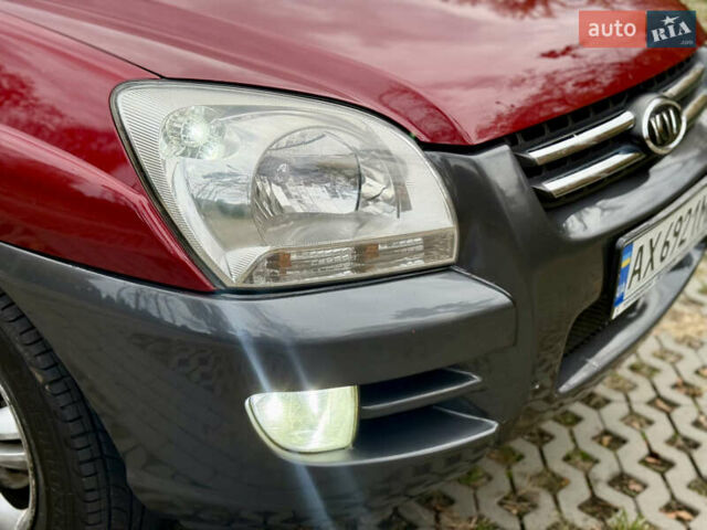 Красный Киа Sportage, объемом двигателя 2.66 л и пробегом 275 тыс. км за 7500 $, фото 20 на Automoto.ua