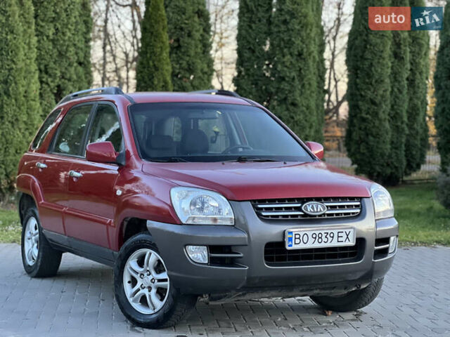 Червоний Кіа Sportage, об'ємом двигуна 2 л та пробігом 300 тис. км за 5999 $, фото 15 на Automoto.ua