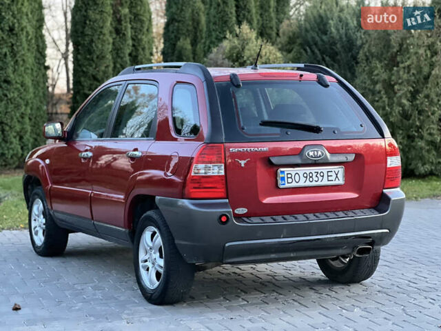 Червоний Кіа Sportage, об'ємом двигуна 2 л та пробігом 300 тис. км за 5999 $, фото 20 на Automoto.ua