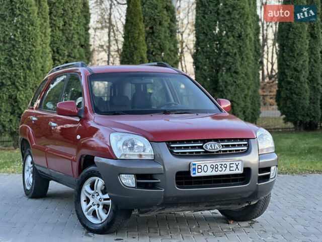 Червоний Кіа Sportage, об'ємом двигуна 2 л та пробігом 300 тис. км за 5999 $, фото 16 на Automoto.ua