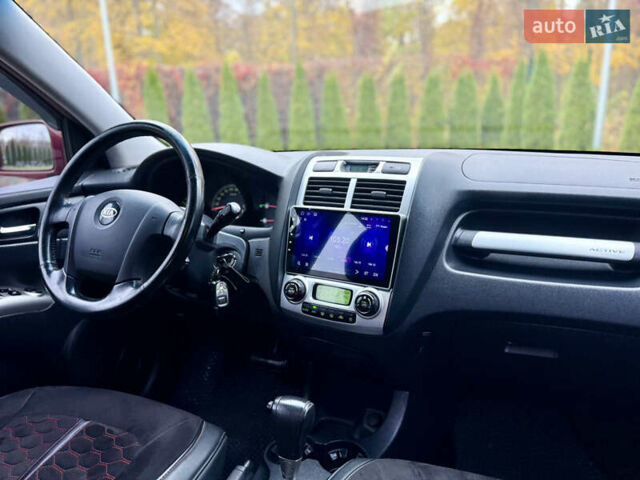 Красный Киа Sportage, объемом двигателя 2.66 л и пробегом 275 тыс. км за 7500 $, фото 32 на Automoto.ua