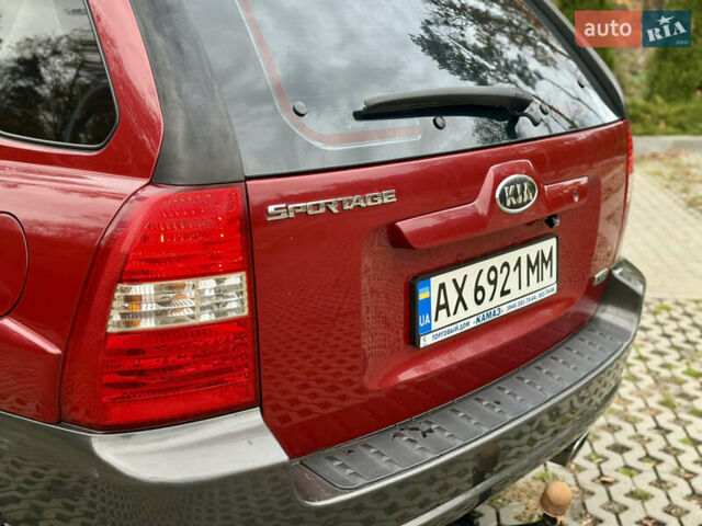 Красный Киа Sportage, объемом двигателя 2.66 л и пробегом 275 тыс. км за 7500 $, фото 15 на Automoto.ua