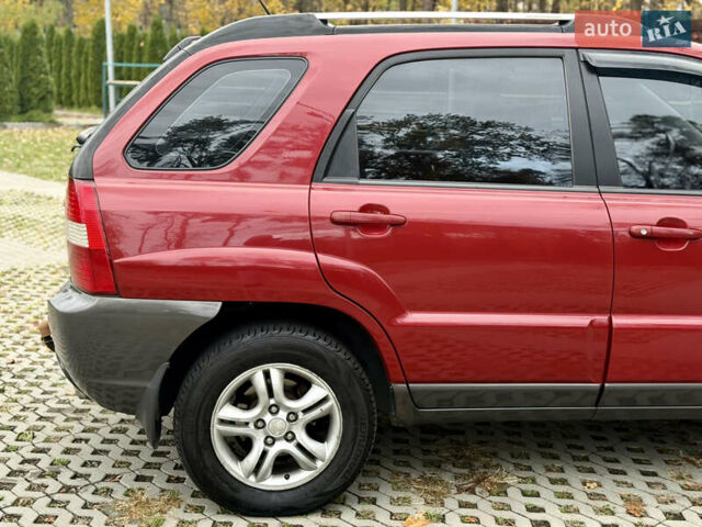 Красный Киа Sportage, объемом двигателя 2.66 л и пробегом 275 тыс. км за 7500 $, фото 16 на Automoto.ua