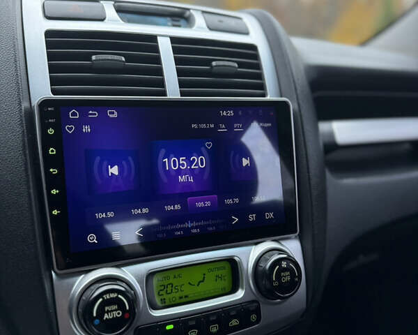 Красный Киа Sportage, объемом двигателя 2.66 л и пробегом 275 тыс. км за 7500 $, фото 53 на Automoto.ua