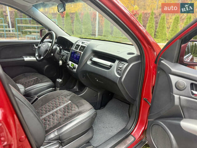 Красный Киа Sportage, объемом двигателя 2.66 л и пробегом 275 тыс. км за 7500 $, фото 29 на Automoto.ua