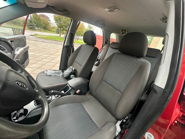 Красный Киа Sportage, объемом двигателя 2 л и пробегом 222 тыс. км за 8500 $, фото 21 на Automoto.ua