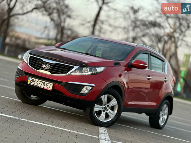 Червоний Кіа Sportage, об'ємом двигуна 2 л та пробігом 150 тис. км за 13500 $, фото 7 на Automoto.ua