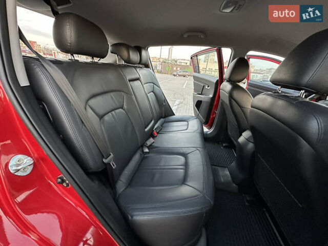 Червоний Кіа Sportage, об'ємом двигуна 2 л та пробігом 150 тис. км за 13500 $, фото 34 на Automoto.ua