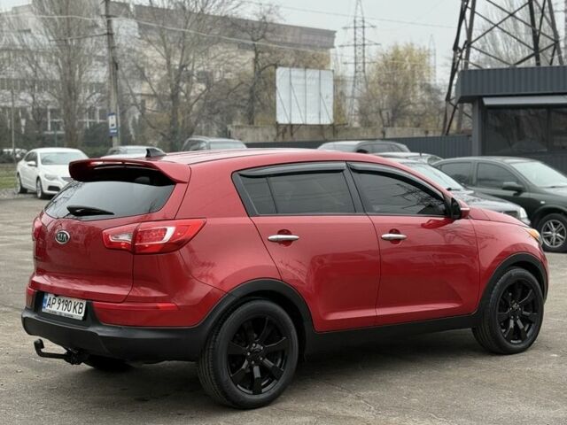 Красный Киа Sportage, объемом двигателя 2.4 л и пробегом 280 тыс. км за 9700 $, фото 3 на Automoto.ua