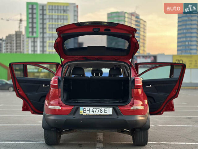 Червоний Кіа Sportage, об'ємом двигуна 2 л та пробігом 150 тис. км за 13500 $, фото 29 на Automoto.ua