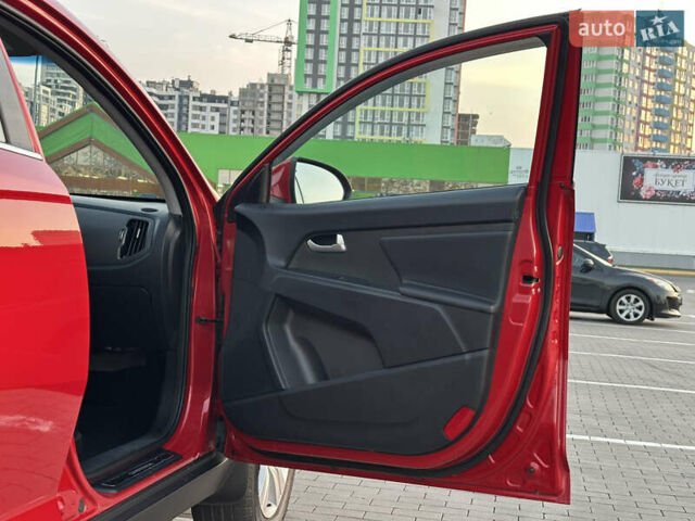 Червоний Кіа Sportage, об'ємом двигуна 2 л та пробігом 150 тис. км за 13500 $, фото 43 на Automoto.ua