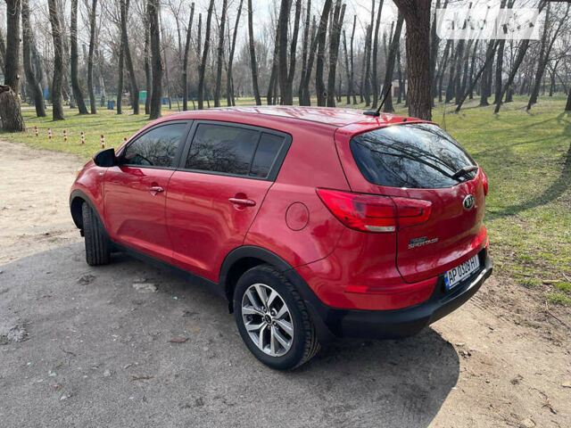 Красный Киа Sportage, объемом двигателя 2.4 л и пробегом 145 тыс. км за 12900 $, фото 2 на Automoto.ua