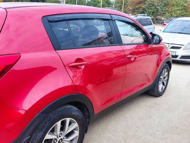 Красный Киа Sportage, объемом двигателя 2.4 л и пробегом 158 тыс. км за 13000 $, фото 1 на Automoto.ua