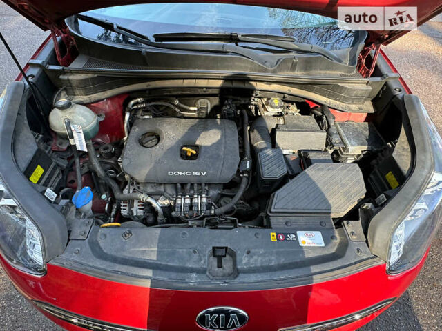 Красный Киа Sportage, объемом двигателя 2 л и пробегом 141 тыс. км за 18000 $, фото 11 на Automoto.ua
