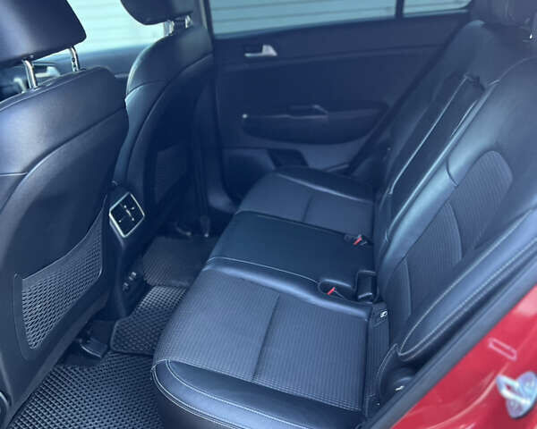 Красный Киа Sportage, объемом двигателя 2 л и пробегом 130 тыс. км за 19300 $, фото 14 на Automoto.ua