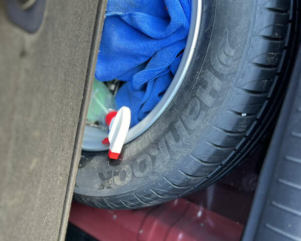 Красный Киа Sportage, объемом двигателя 2 л и пробегом 130 тыс. км за 19300 $, фото 9 на Automoto.ua