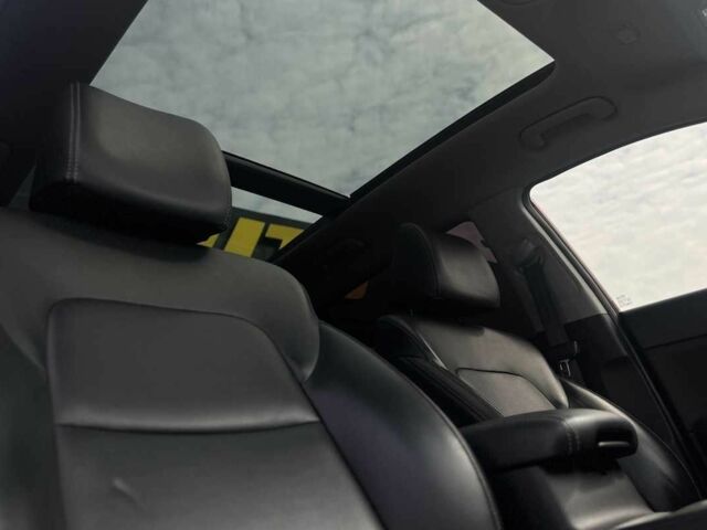 Красный Киа Sportage, объемом двигателя 2.4 л и пробегом 155 тыс. км за 16800 $, фото 23 на Automoto.ua