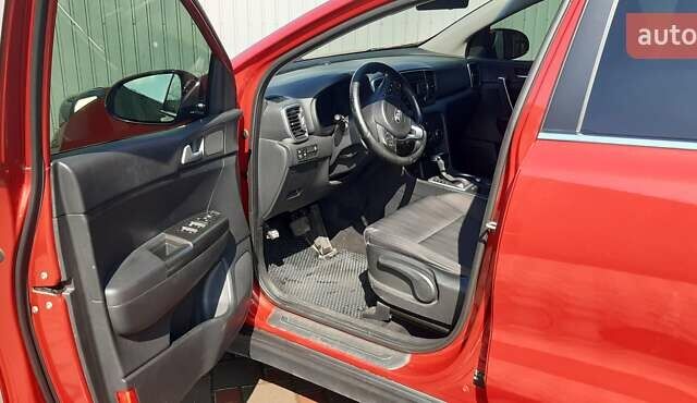 Красный Киа Sportage, объемом двигателя 2 л и пробегом 160 тыс. км за 15999 $, фото 7 на Automoto.ua