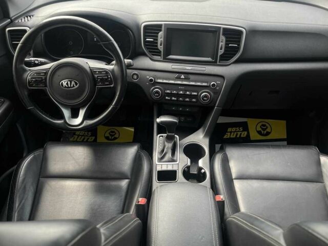 Красный Киа Sportage, объемом двигателя 2.4 л и пробегом 155 тыс. км за 16800 $, фото 8 на Automoto.ua