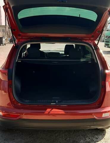 Красный Киа Sportage, объемом двигателя 2 л и пробегом 160 тыс. км за 15999 $, фото 10 на Automoto.ua