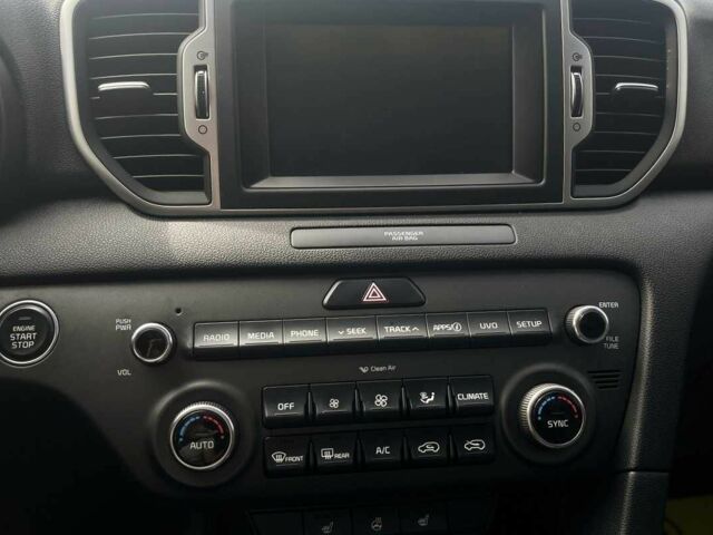 Красный Киа Sportage, объемом двигателя 2.4 л и пробегом 155 тыс. км за 16800 $, фото 19 на Automoto.ua