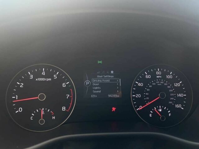 Красный Киа Sportage, объемом двигателя 2.4 л и пробегом 155 тыс. км за 16800 $, фото 16 на Automoto.ua