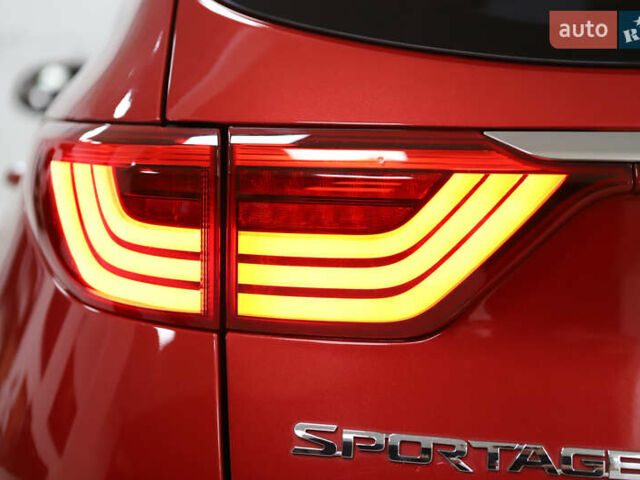 Красный Киа Sportage, объемом двигателя 2 л и пробегом 144 тыс. км за 21800 $, фото 53 на Automoto.ua