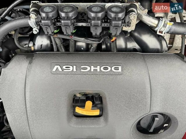 Красный Киа Sportage, объемом двигателя 2 л и пробегом 110 тыс. км за 17600 $, фото 18 на Automoto.ua