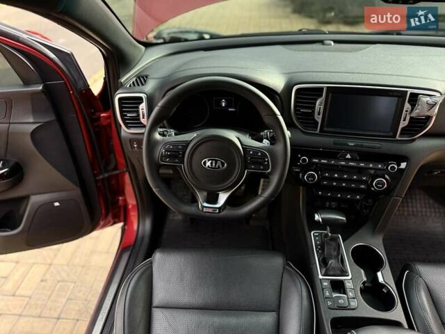 Червоний Кіа Sportage, об'ємом двигуна 2 л та пробігом 97 тис. км за 21800 $, фото 48 на Automoto.ua