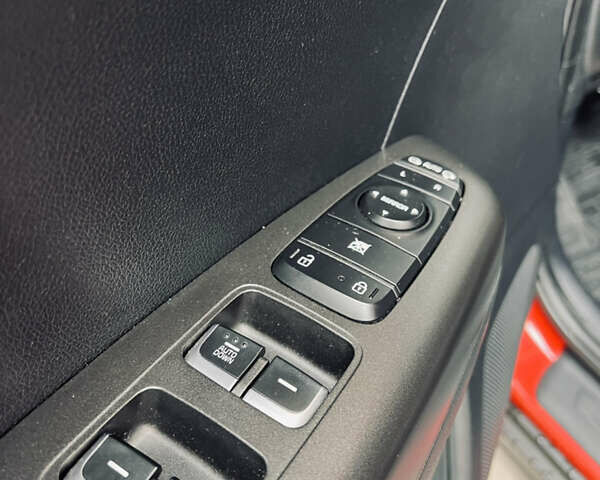 Красный Киа Sportage, объемом двигателя 1.69 л и пробегом 152 тыс. км за 16750 $, фото 34 на Automoto.ua