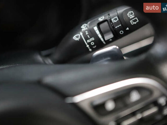 Красный Киа Sportage, объемом двигателя 2 л и пробегом 144 тыс. км за 21800 $, фото 93 на Automoto.ua