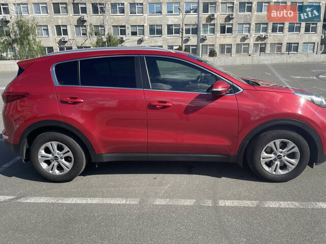 Кіа Sportage 2017 у Києві на Automoto.ua Червоний Кіа Sportage, об'ємом двигуна 2 л та пробігом 160 тис. км за 18000 $, фото 3 на Automoto.ua