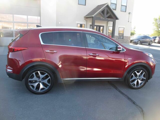 Киа Sportage 2017 в Львове на Automoto.ua Красный Киа Sportage, объемом двигателя 2 л и пробегом 57 тыс. км за 3400 $, фото 3 на Automoto.ua