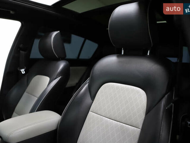 Красный Киа Sportage, объемом двигателя 2 л и пробегом 144 тыс. км за 21800 $, фото 68 на Automoto.ua