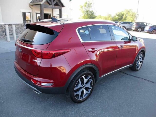 Киа Sportage 2017 в Львове на Automoto.ua Красный Киа Sportage, объемом двигателя 2 л и пробегом 57 тыс. км за 3400 $, фото 4 на Automoto.ua