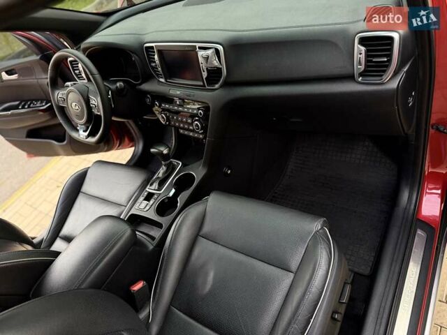 Червоний Кіа Sportage, об'ємом двигуна 2 л та пробігом 97 тис. км за 21800 $, фото 74 на Automoto.ua