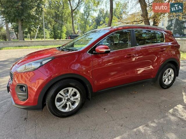 Червоний Кіа Sportage, об'ємом двигуна 2 л та пробігом 138 тис. км за 17500 $, фото 5 на Automoto.ua