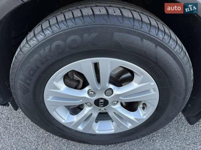 Червоний Кіа Sportage, об'ємом двигуна 1.69 л та пробігом 58 тис. км за 18800 $, фото 18 на Automoto.ua