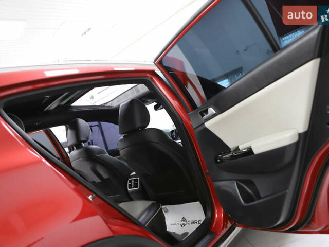 Красный Киа Sportage, объемом двигателя 2 л и пробегом 144 тыс. км за 21800 $, фото 105 на Automoto.ua
