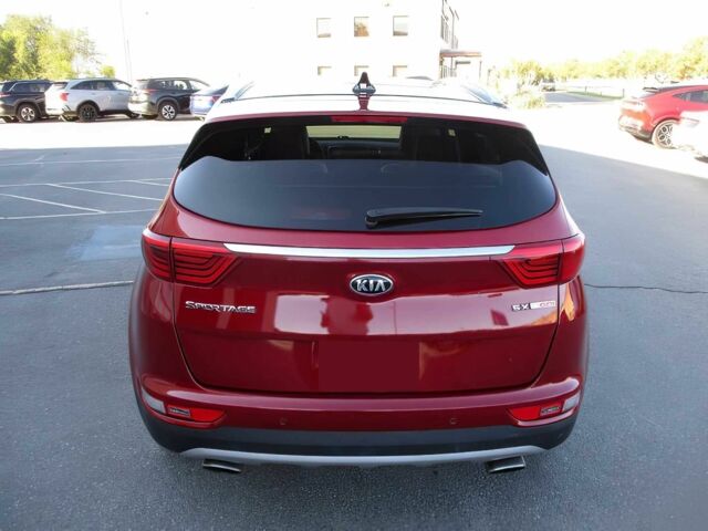 Киа Sportage 2017 в Львове на Automoto.ua Красный Киа Sportage, объемом двигателя 2 л и пробегом 57 тыс. км за 3400 $, фото 5 на Automoto.ua