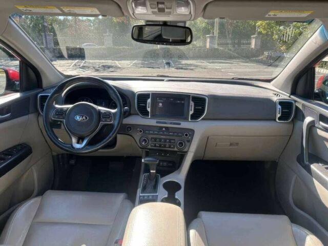 Киа Sportage 2017 в Хмельницком на Automoto.ua Красный Киа Sportage, объемом двигателя 2.4 л и пробегом 51 тыс. км за 3200 $, фото 8 на Automoto.ua