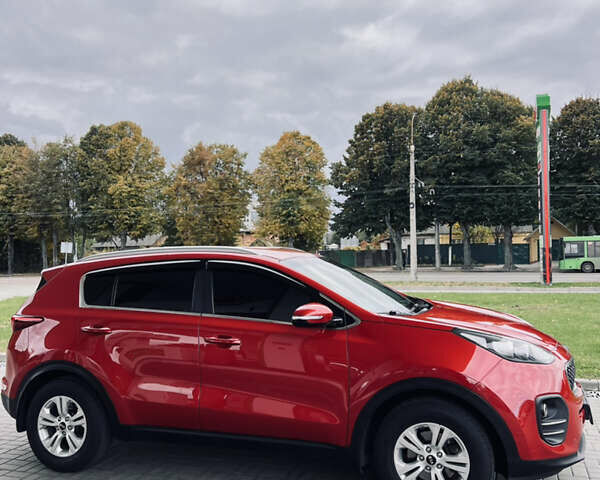 Красный Киа Sportage, объемом двигателя 1.69 л и пробегом 152 тыс. км за 16750 $, фото 5 на Automoto.ua