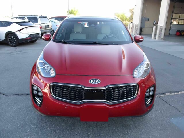 Киа Sportage 2017 в Львове на Automoto.ua Красный Киа Sportage, объемом двигателя 2 л и пробегом 57 тыс. км за 3400 $, фото 1 на Automoto.ua