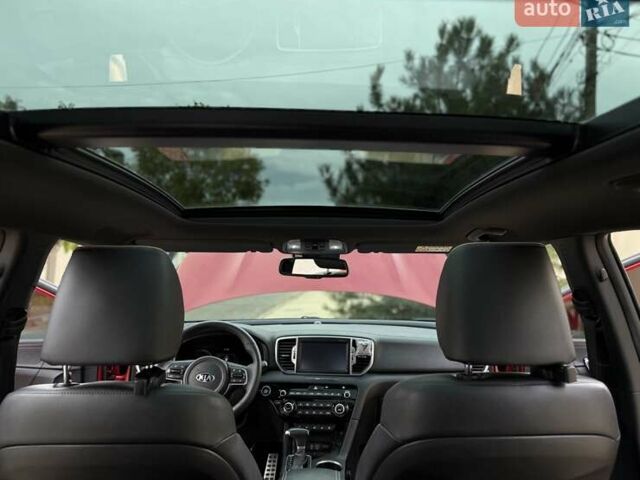 Червоний Кіа Sportage, об'ємом двигуна 2 л та пробігом 97 тис. км за 21800 $, фото 70 на Automoto.ua